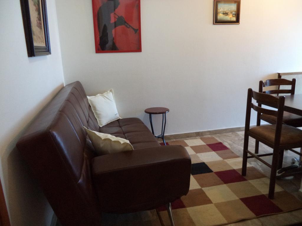 Antonios Rooms Акрата Экстерьер фото