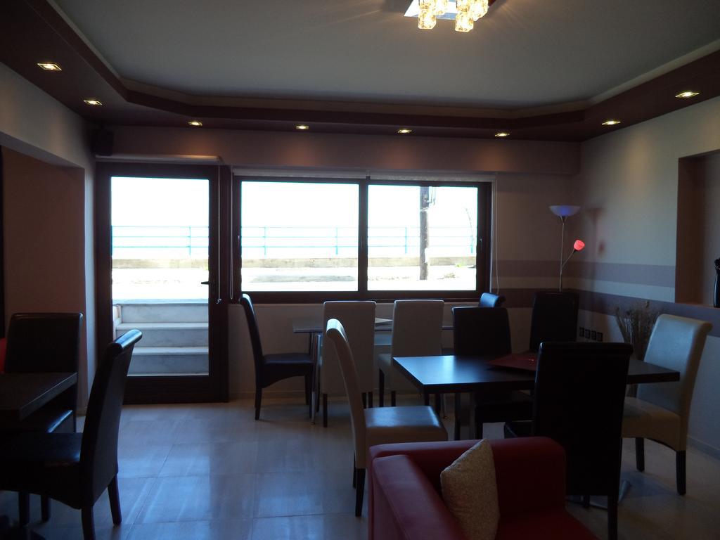 Antonios Rooms Акрата Экстерьер фото