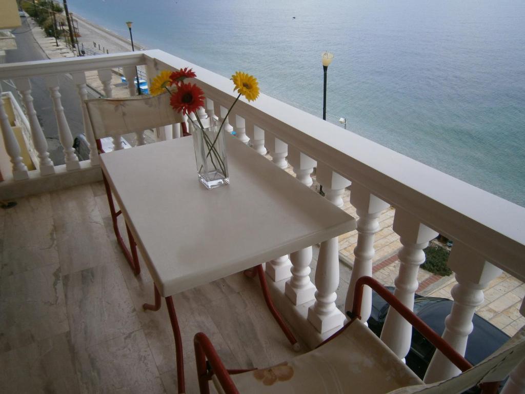 Antonios Rooms Акрата Номер фото